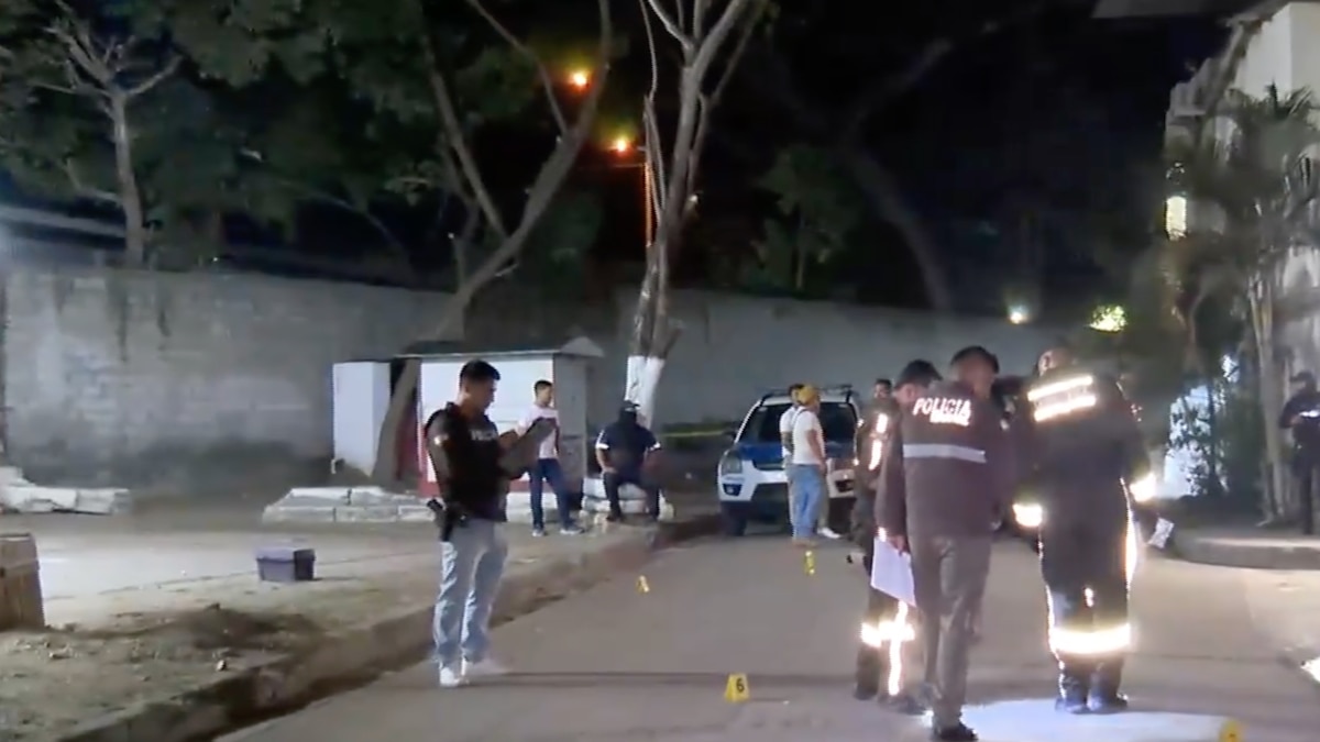 Ataque armado durante un partido de vóley dejó un muerto y cinco heridos en una parroquia de Guayaquil