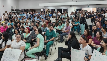 Un total de 4,355 funcionarios de la CCSS se había incorporado al movimiento de huelga hasta las 3:00 p. m. de este jueves. Crédito: SINAE Afines