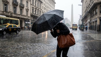 Inundaciones, granizo y vientos: continúa la alerta naranja por fuertes tormentas en Buenos Aires