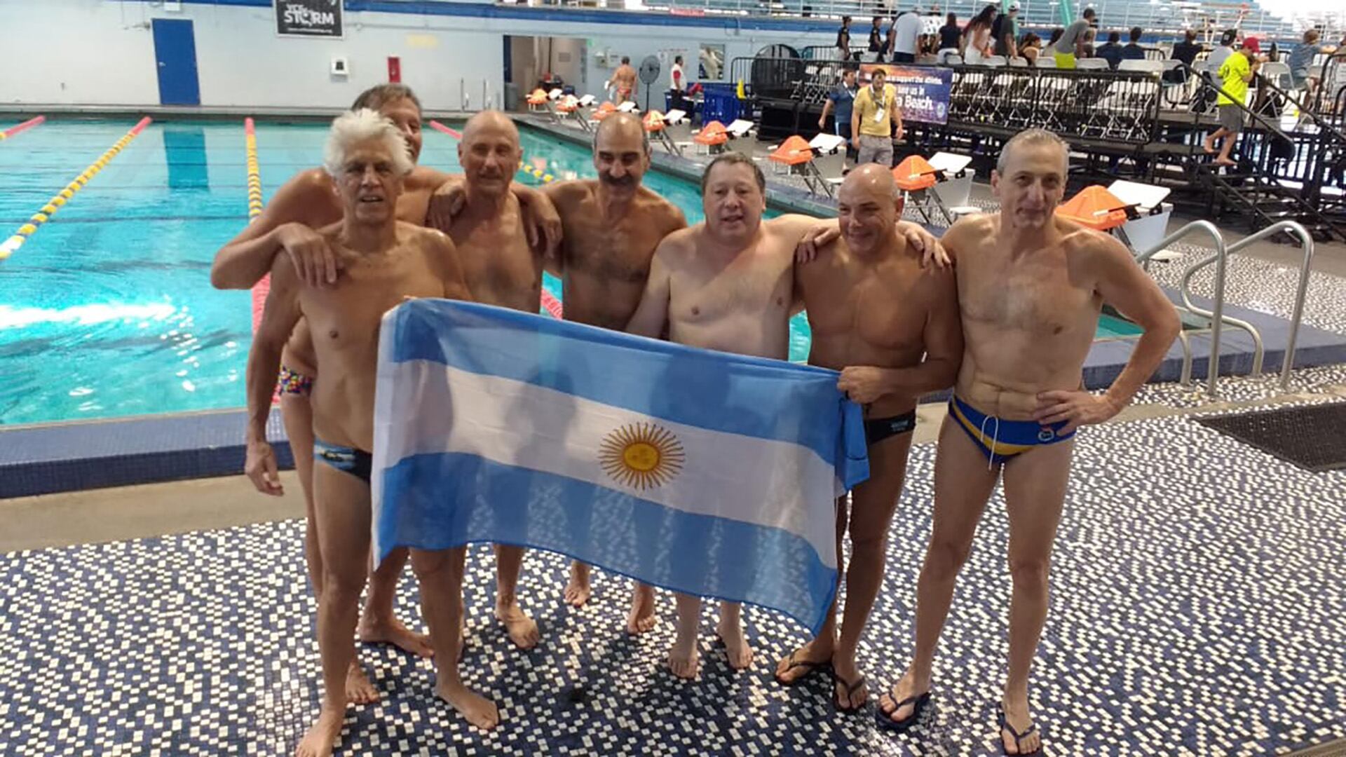 El waterpolo máster representa el equilibrio entre cuerpo y mente, además de ser un espacio de comunidad y hábitos saludables.