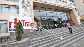 En cuanto a los salarios, el MTPE señaló que el ingreso mensual promedio de quienes trabajan en secretariado alcanza los S/ 1.754.