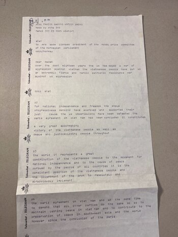 El telegrama enviado por Le Duc Tho mediante el que declinó de recibir el Premio Nobel de la Paz en octubre de 1973 (REUTERS)