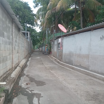 En el KM. 40 El Majahual viven veinte familias, y doce tienen menores de edad mientras siete cuentan con adultos mayores. (Foto: cortesía)