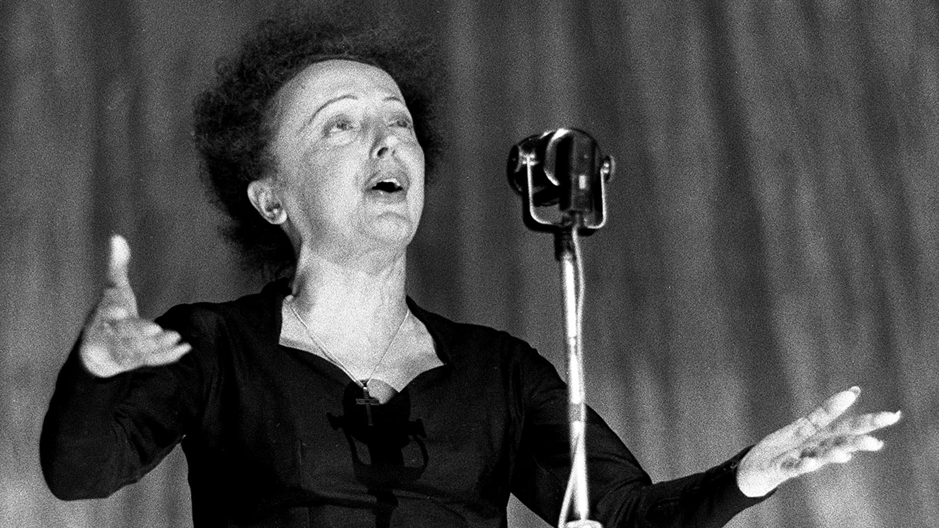 Édith Piaf, legendaria y conflictuada cantante francesa (Foto: AFP)