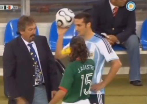 La escena viral de Scaloni en Alemania 2006 y el recuerdo bilardista que volvió a escena