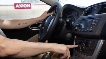 ¿Ventanillas arriba o abajo? Axion