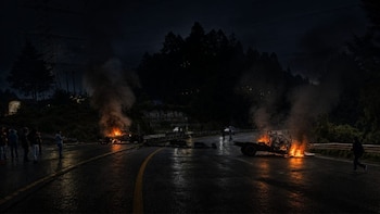 Arde la carretera México-Toluca: conflicto con talamontes desata bloqueo e incendios