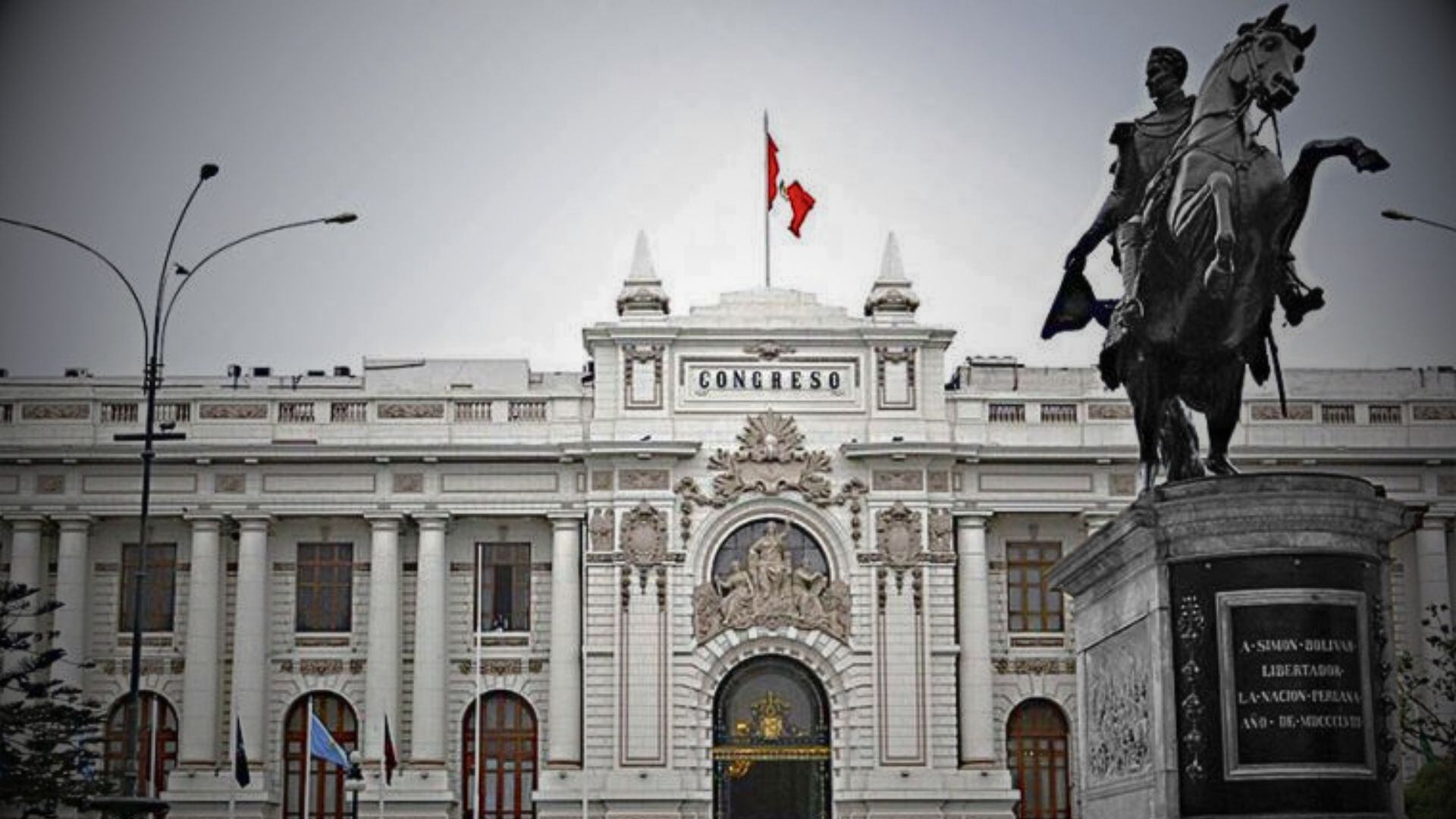 UEB cuestionada por gastos para la implementación de la bicameralidad. | Congreso de la República