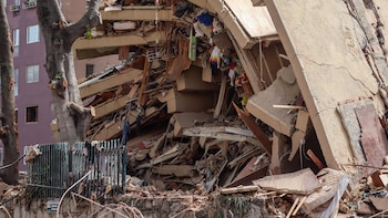 Ascienden a más de 5.500 los muertos por los devastadores terremotos de junio en Venezuela