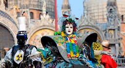 Máscaras, plumas y brillos: los 9 carnavales con los trajes más sorprendentes del mundo