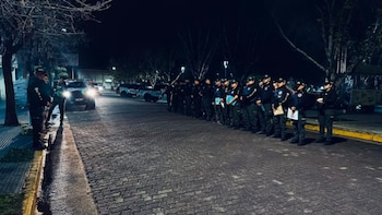 El caso involucra a siete adultos detenidos, sospechados de captar y abusar de adolescentes de 13 y 14 años (Fuente: ElDoce.tv)