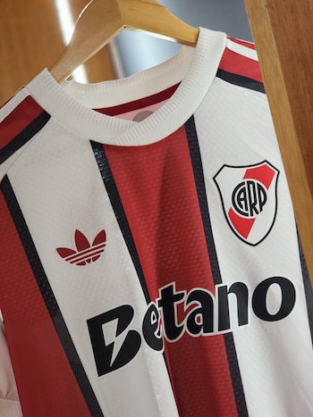 La tricolor de River