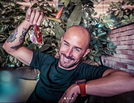 El también empresario se ha desarrollado como supuesto coach de vida. (Foto: Instagram @diegodreyfus)