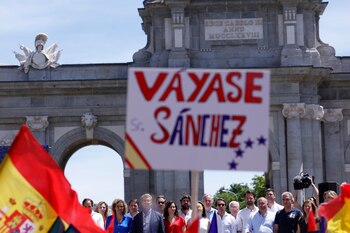 Miles de personas acuden a