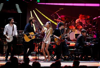 Members of the band Morat,