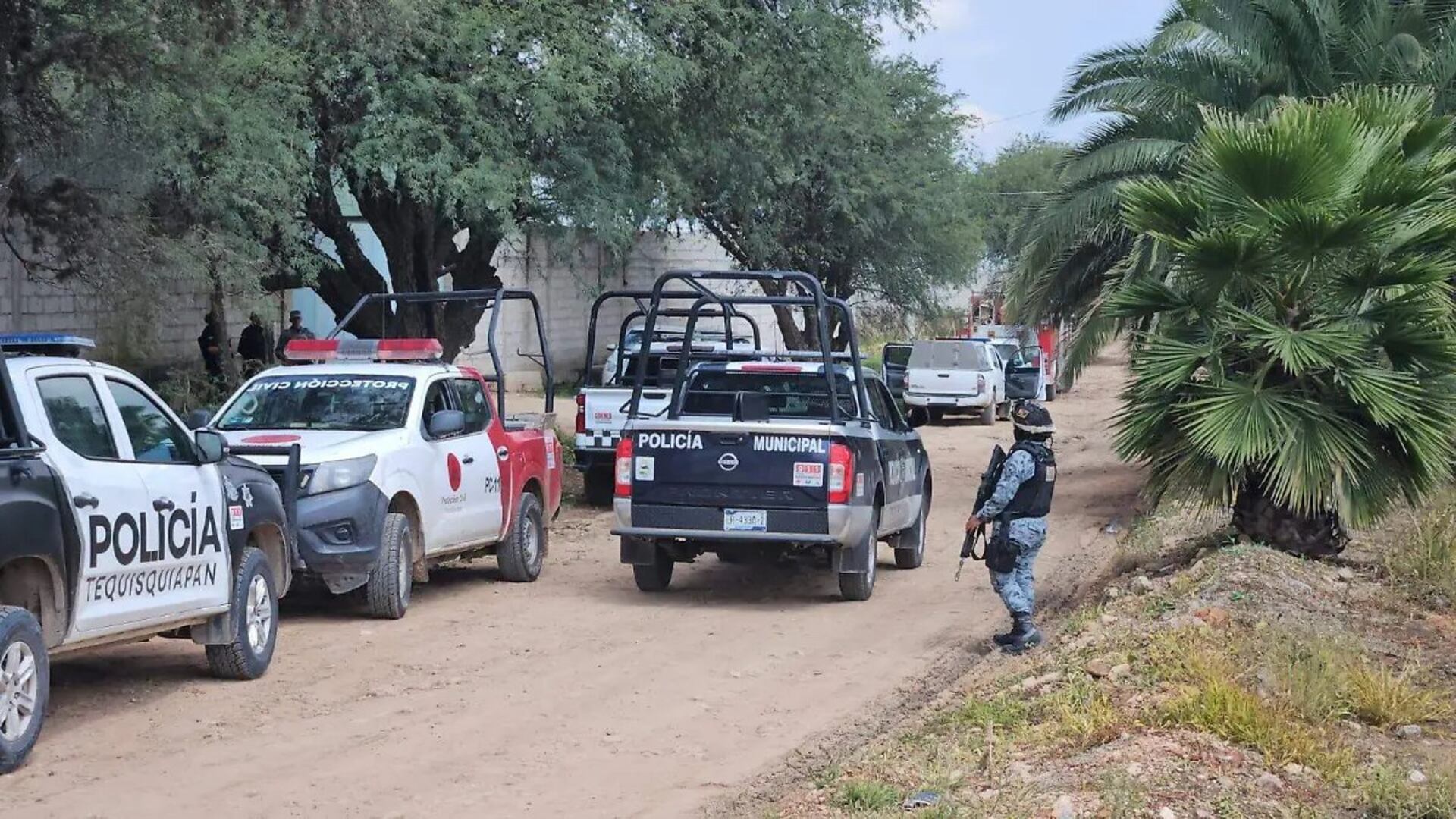 El predio asegurado contaba con tanques, bombas e infraestructura para la extracción de combustible ilegal | X / @ElOjoDeLaGN