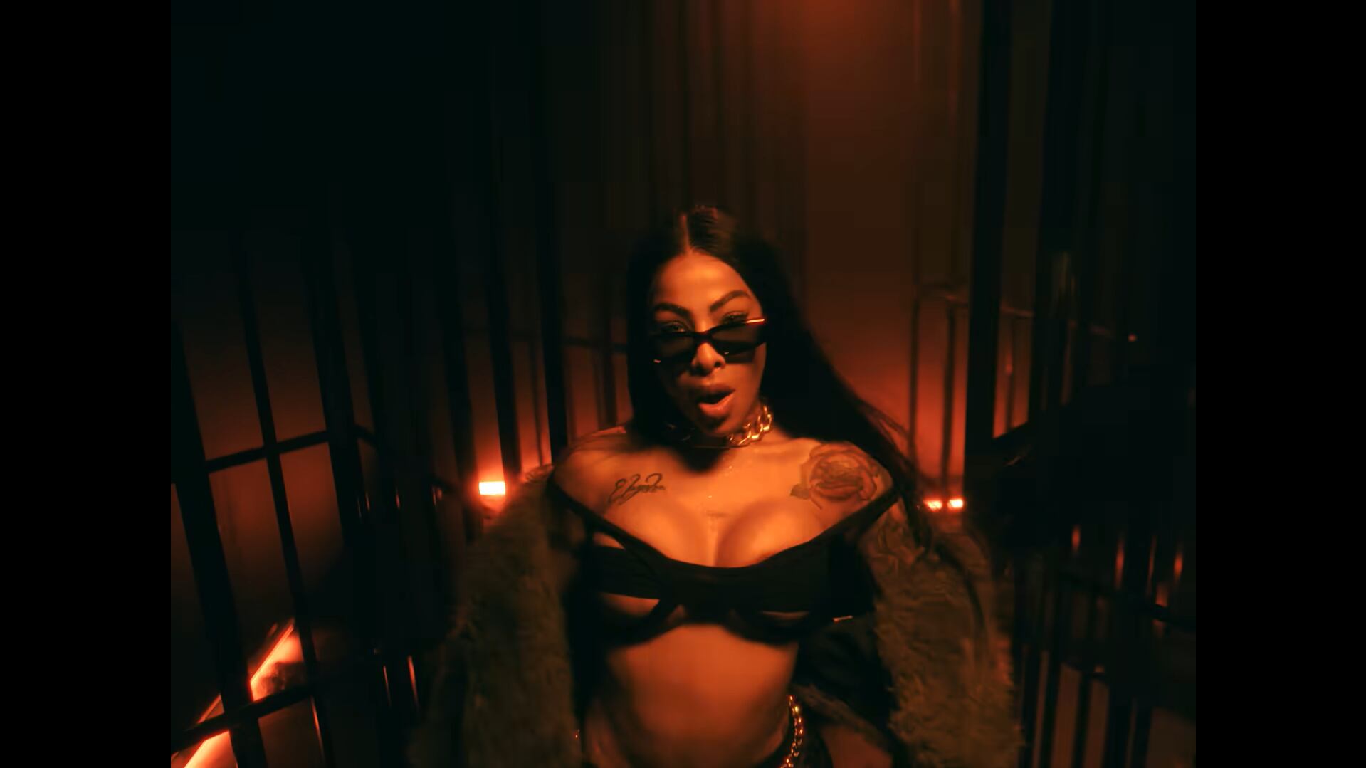 Anuel también reveló que su relación con Yailin la más viral ahora se limita únicamente a lo concerniente con la hija de ambos - crédito Captura de video/Yailin La Más Viral