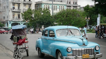 El turismo se desploma en Cuba y profundiza la crisis de divisas: la llegada de visitantes cayó 58% en cinco meses