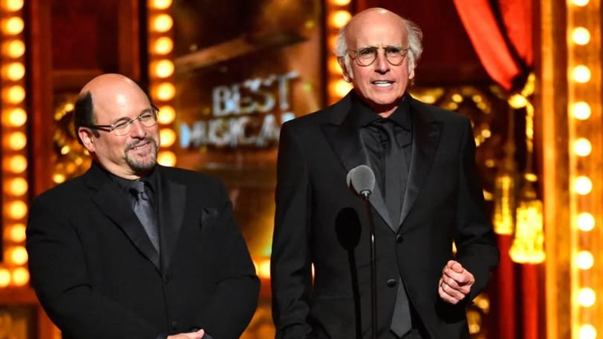 El conflicto entre Jason Alexander y Larry David marcó un antes y un después en la estructura narrativa de 'Seinfeld' (foto: Facebook)