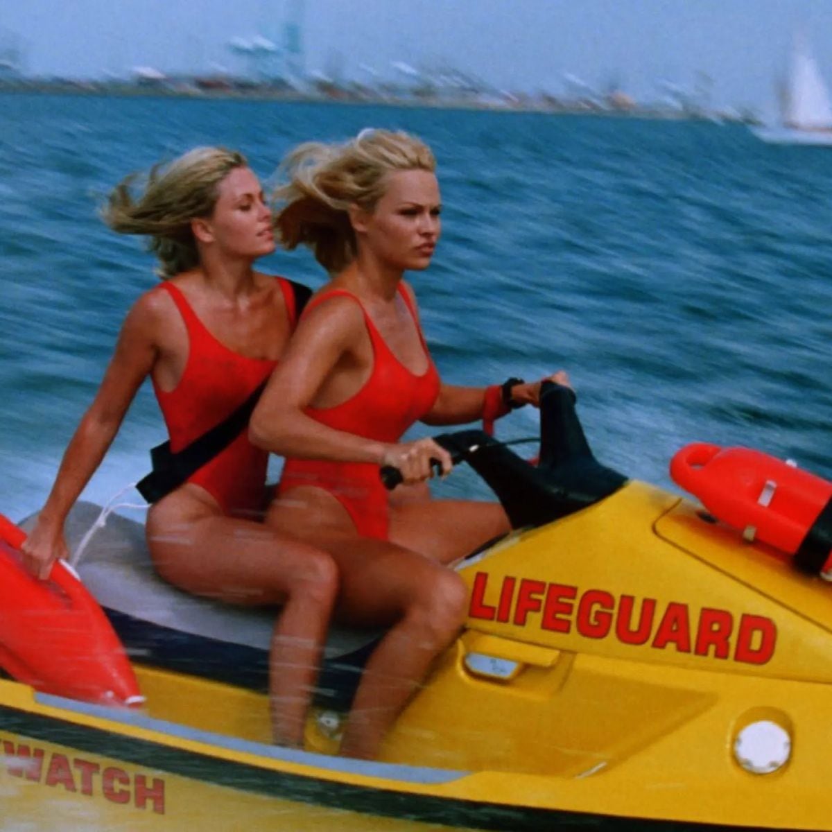 El éxito mundial e inesperado de la serie llevó a los productores a suspender cualquier proyecto independiente y a mantener el formato original (NBC)