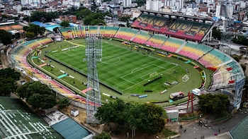 Colapsó muro en los alrededores del estadio de Bucaramanga antes del partido contra el Cúcuta: cuatro personas resultaron heridas