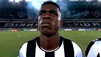 Marcelo Benevenuto acusó de racista