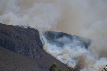 Incendio forestal en la Sierra