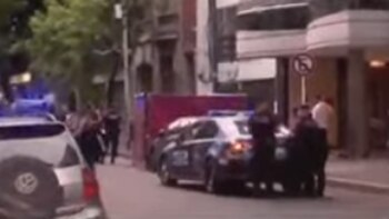 Drama en Caballito: cayó desde