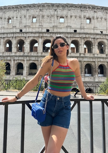 Flor Jazmín Peña y una