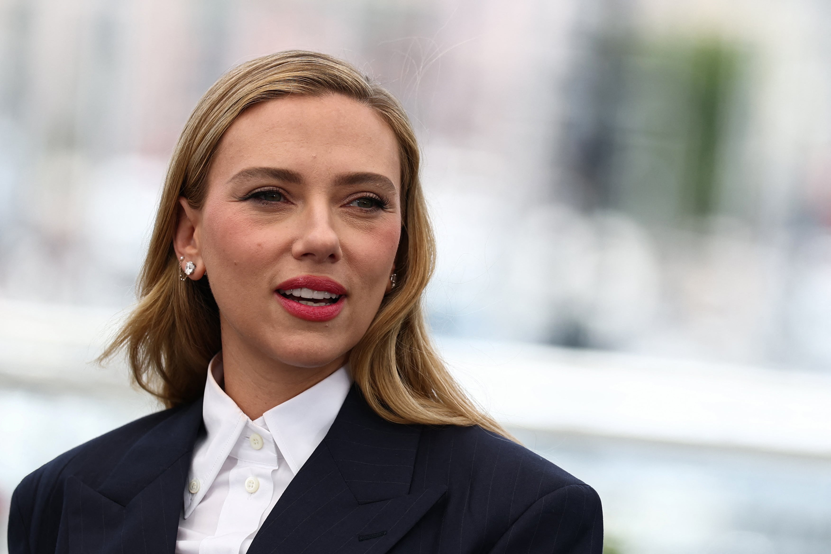 Scarlett Johansson tiene más de dos décadas de experienia en Hollywood. (REUTERS/Sarah Meyssonnier)