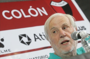 El presidente de Colón debió