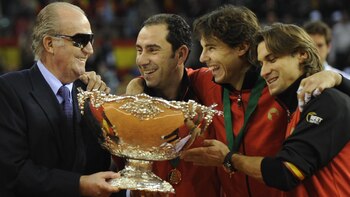 Jua Carlos y el equipo