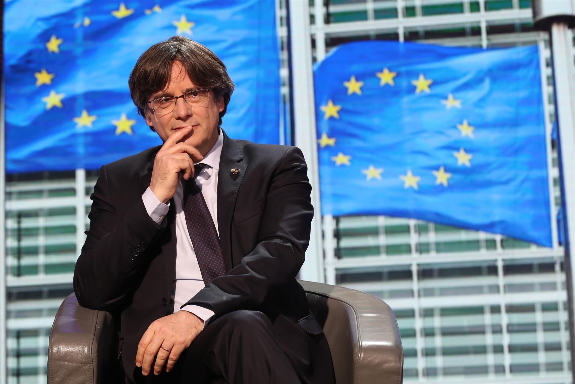 El efecto dominó que espera Puigdemont para volver a España: la decisión del TJUE no garantiza su regreso pero podría influir en la decisión