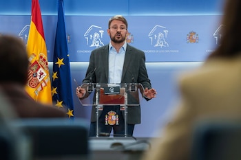 27/10/2026 El portavoz adjunto de Sumar, Alberto Ibáñez, durante una rueda de prensa, en el Congreso de los Diputados, a 27 de octubre de 2026, en Madrid (España).
POLITICA
Matias Chiofalo - Europa Press