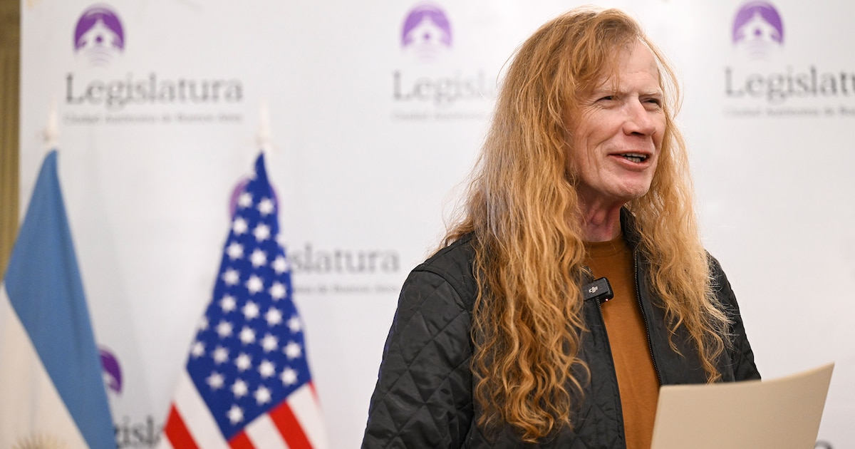 Legislatura porteña distingue a Dave Mustaine de Megadeth en su última gira
