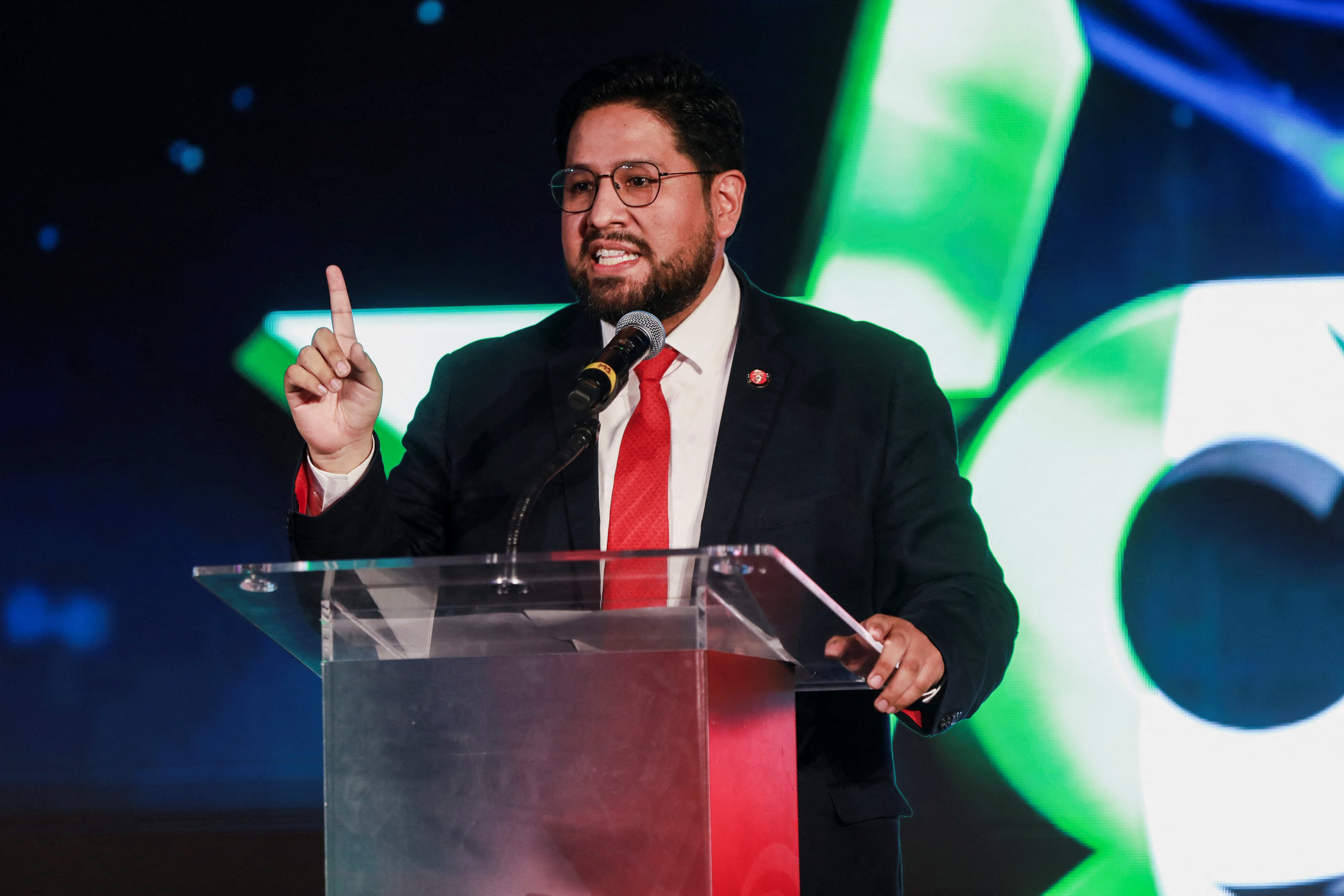 Joseph Humire, subsecretario de Guerra de Estados Unidos