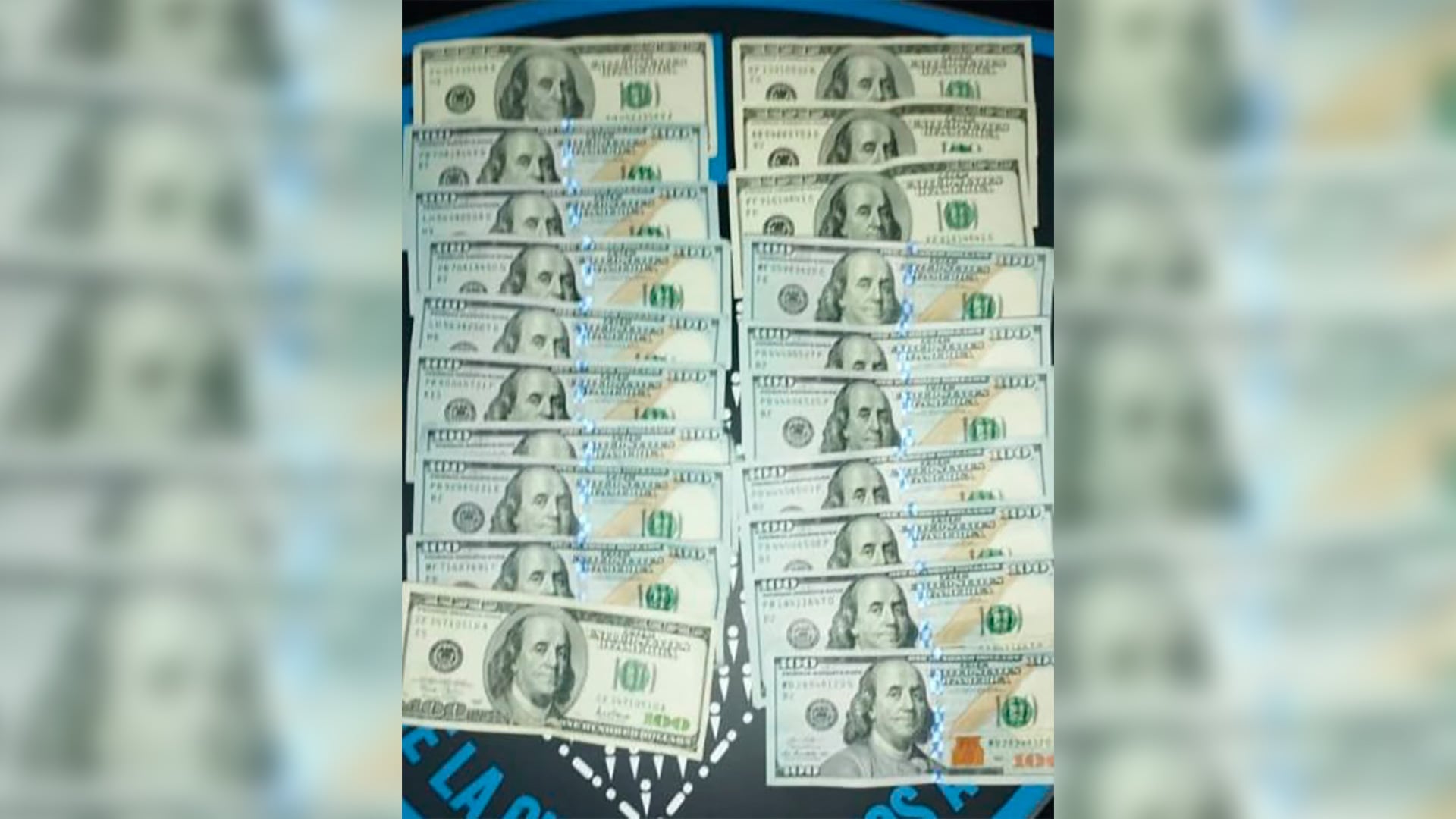 Los delincuentes les ofrecieron 300 dólares a los policías que los atraparon infraganti