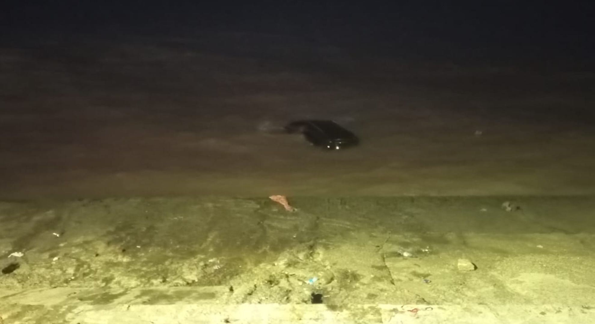 Así quedó la camioneta en donde viajaban la mujer junto a su hija