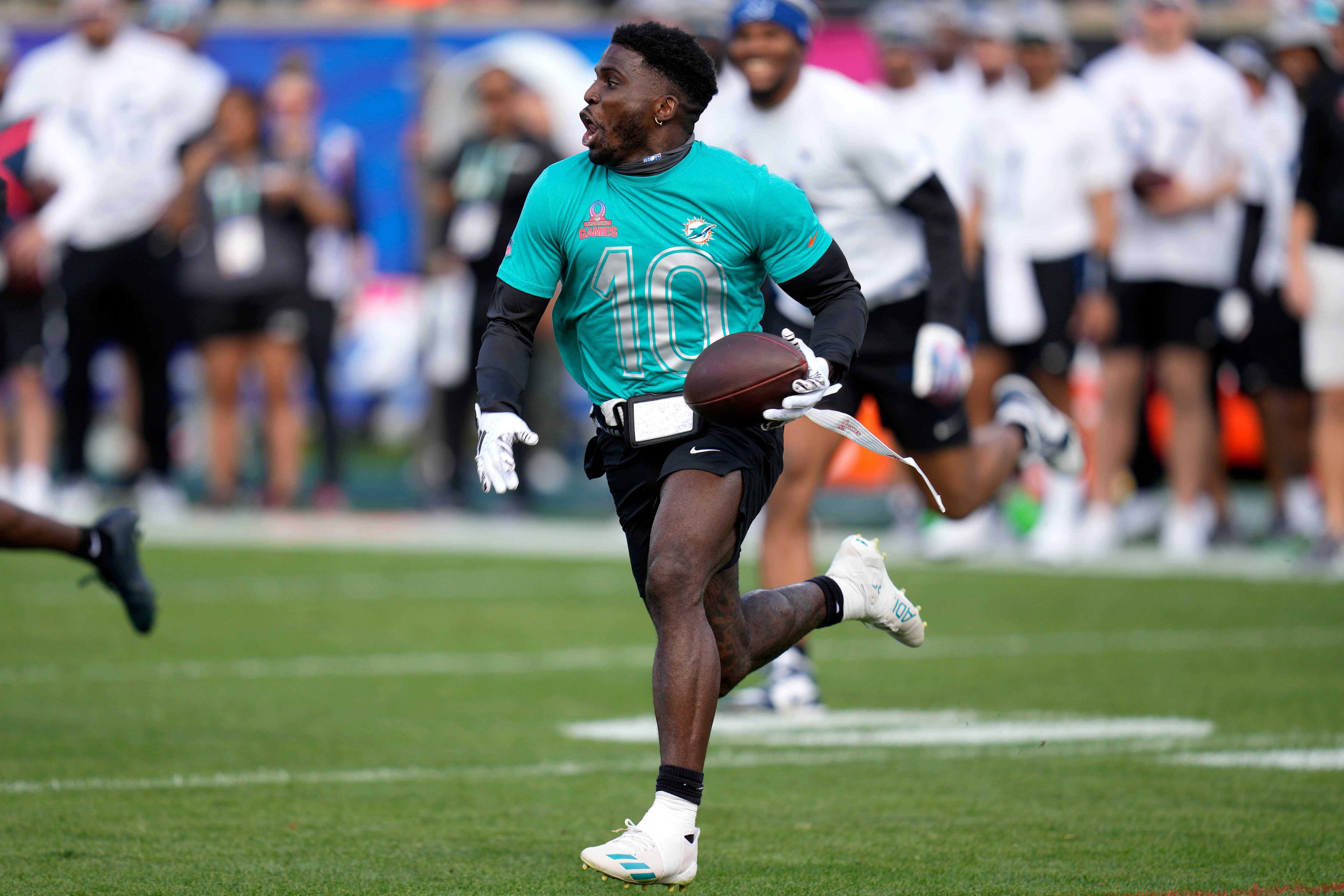 El evento contará con la conducción de Kevin Hart y la dirección técnica de Pete Carroll, Sean Payton y Kyle Shanahan (AP Foto/John Raoux)