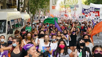 Una multitud marchó desde las