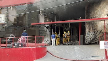 Juez ordena liberar a dos miembros de Los Zetas sentenciados por la masacre del Casino Royale que dejó 52 muertos en Monterrey