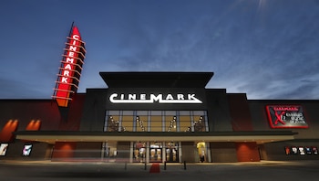 Cinemark aumentó el precio promedio de sus entradas a USD 10,83 tras incorporar más pantallas de formato premium (CINEMARK)