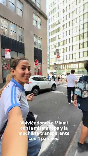 Barón recorrió las calles de Nueva York con la camiseta de la Selección antes de emprender el regreso a Miami con su familia