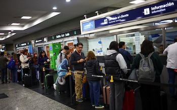 Los pasajes para los vuelos desde Buenos Aires a Mendoza tendrían una suba del 4,6% (REUTERS/Agustin Marcarian)