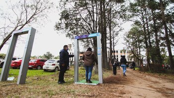 Uno de los ingresos al