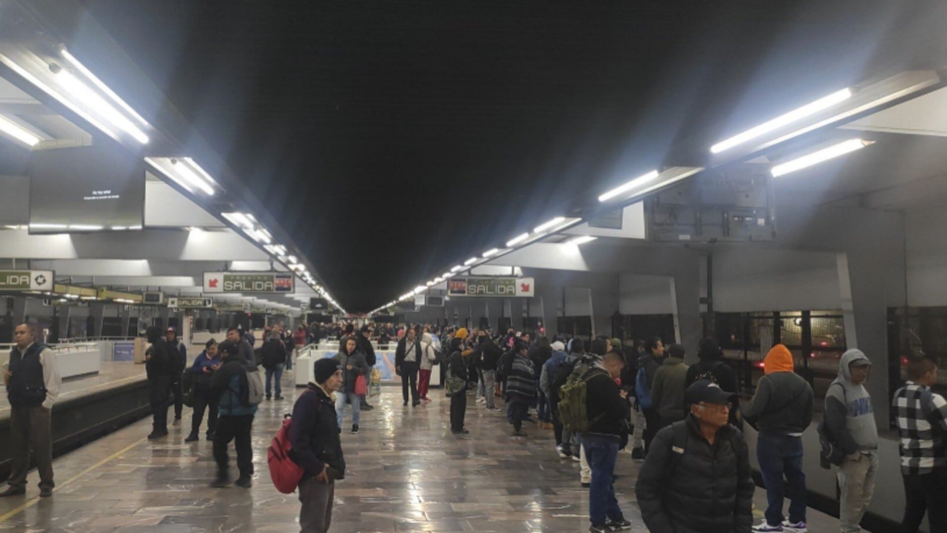 Ex reo aventó a su novia a las vías del metro Indios Verdes en CDMX
