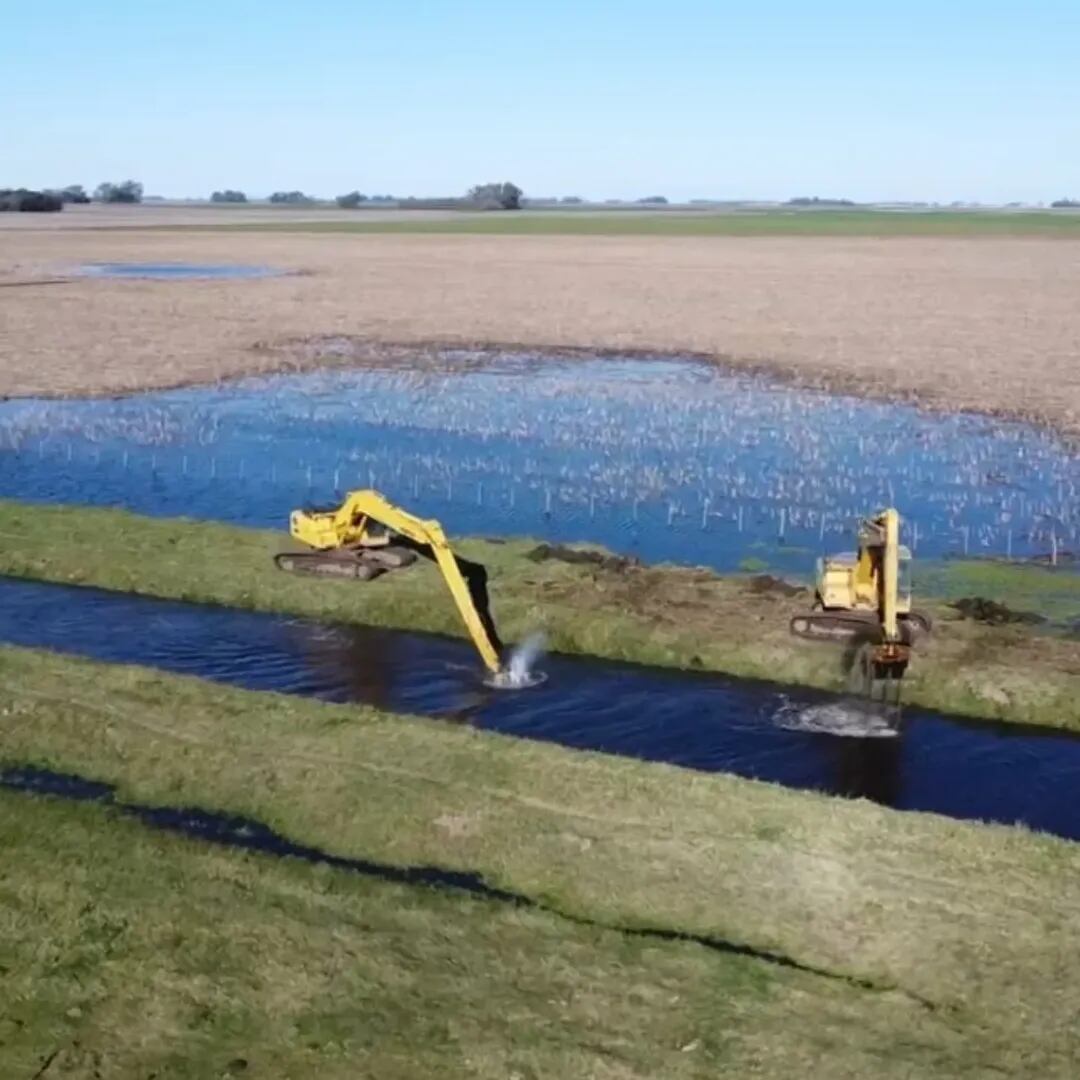 La municipalidad de 9 de julio remarcó los trabajos que se hacen en la zona para mejorar los caminos rurales