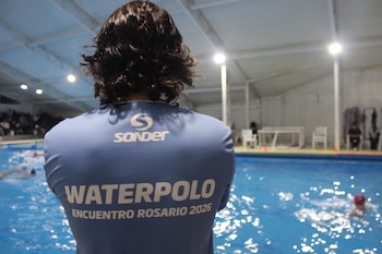 Mayores de 50, comunidad y competición: el costado social del Waterpolo Master 2026 que reunió varias generaciones en Rosario