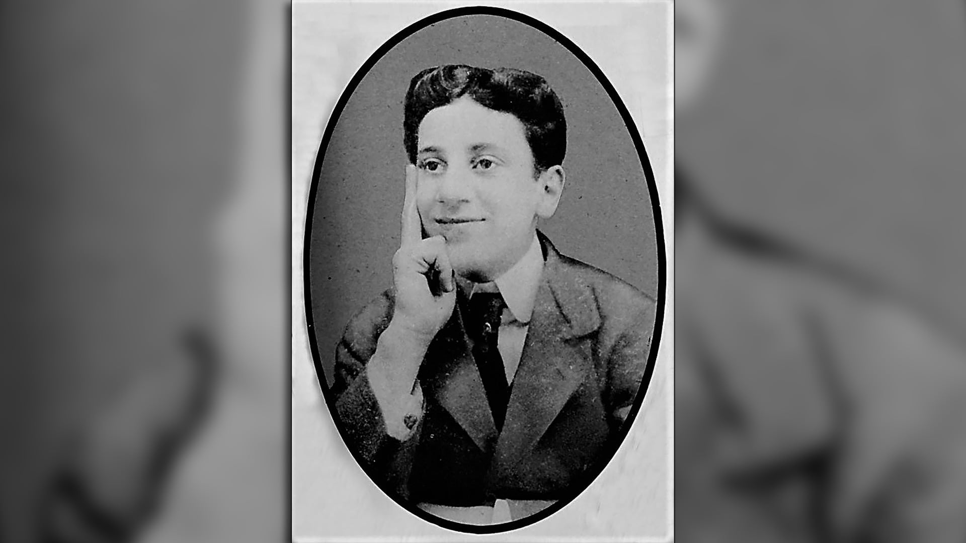 De Vodevil a Leyenda: El Ascenso Improbable de Groucho Marx