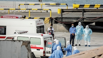 Hantavirus, última hora del crucero MV Hondius, en directo | Interior confirma que la evacuación de los pasajeros, que llegarán el sábado a Canarias, está prevista para el lunes 11 de mayo